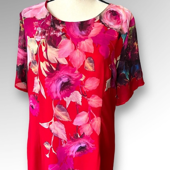 Vicky and Lucas Red Floral Dress. - Picture 3 of 6